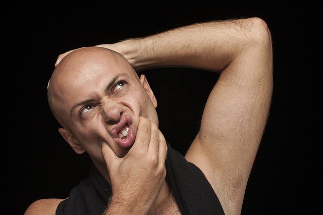 la excesiva tensión puede afectar a las articulaciones de la mandíbula